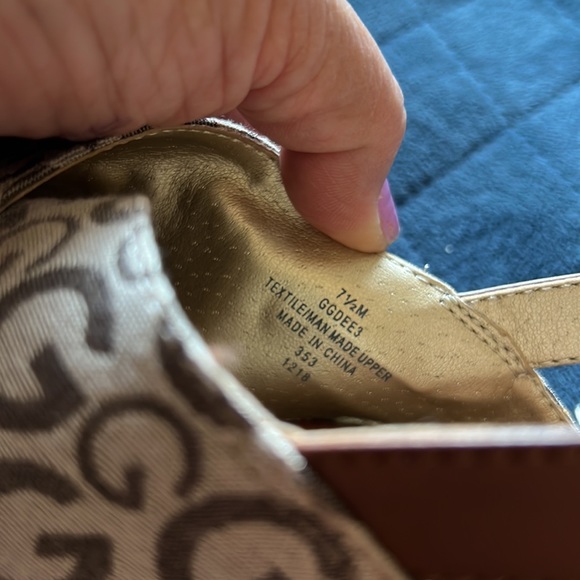 NWT guess wedges - Picture 7 of 7